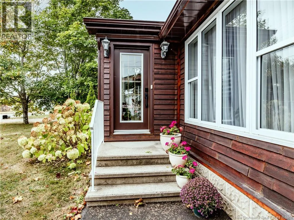 22 Rue Beausejour Street