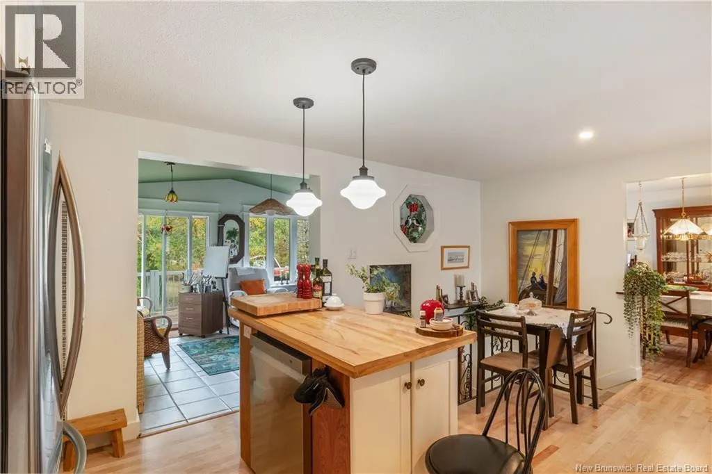 22 Rue Beausejour Street