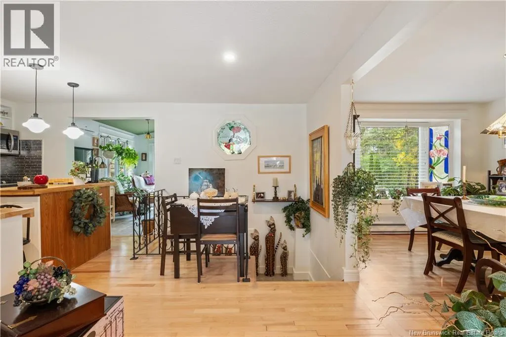 22 Rue Beausejour Street