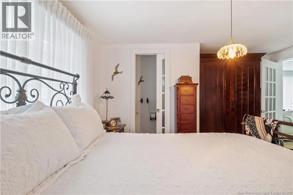 22 Rue Beausejour Street