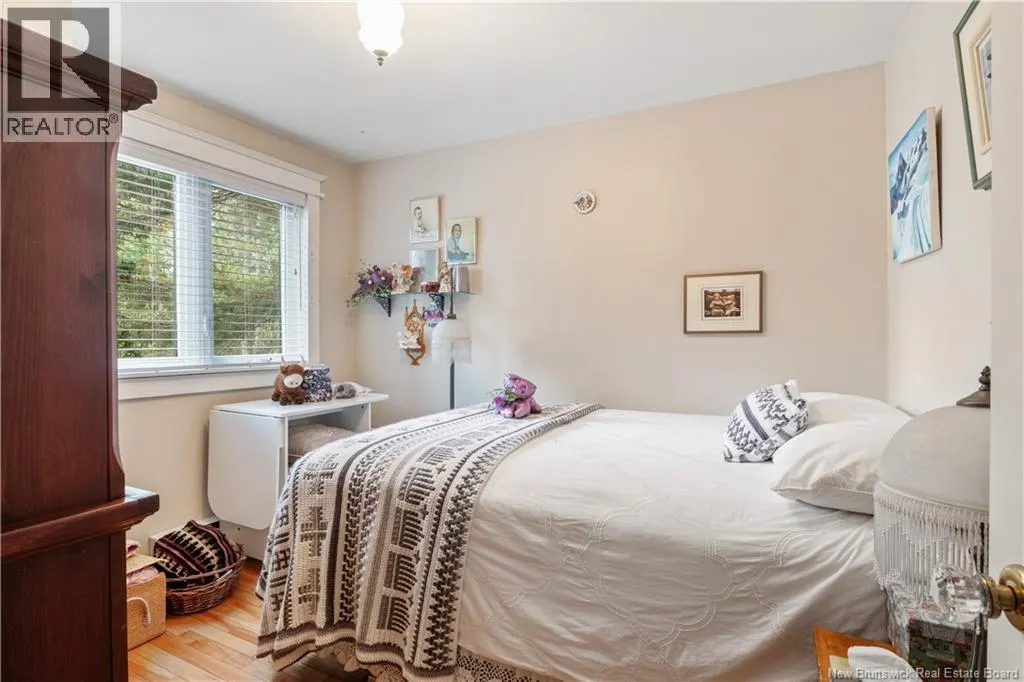 22 Rue Beausejour Street