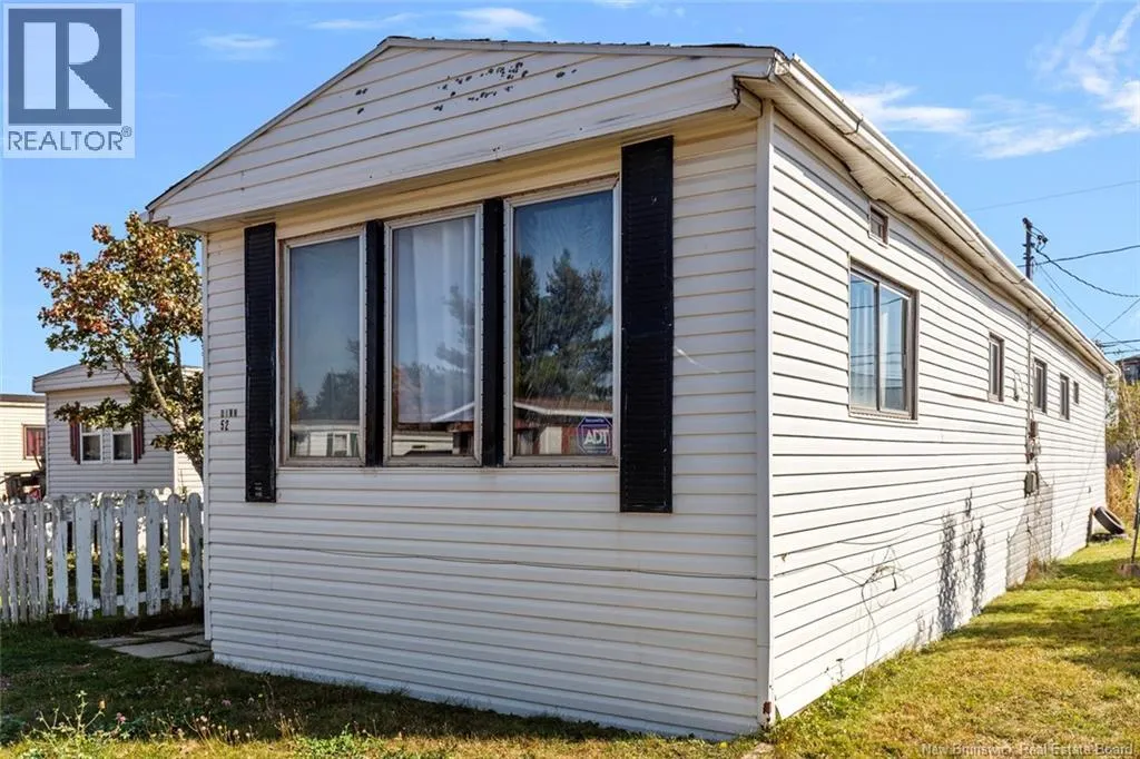 52 Pioneer Avenue
