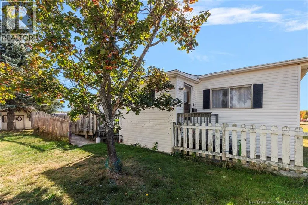 52 Pioneer Avenue