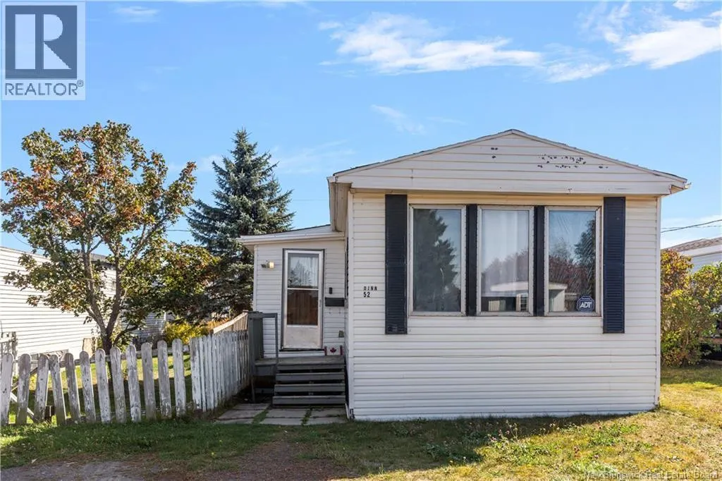 52 Pioneer Avenue