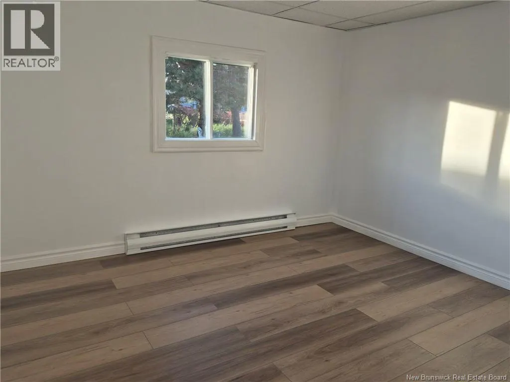 6 Damase Street