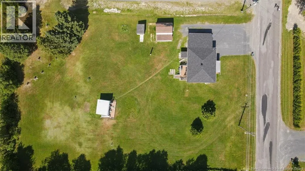 948 Du Pouvoir Road