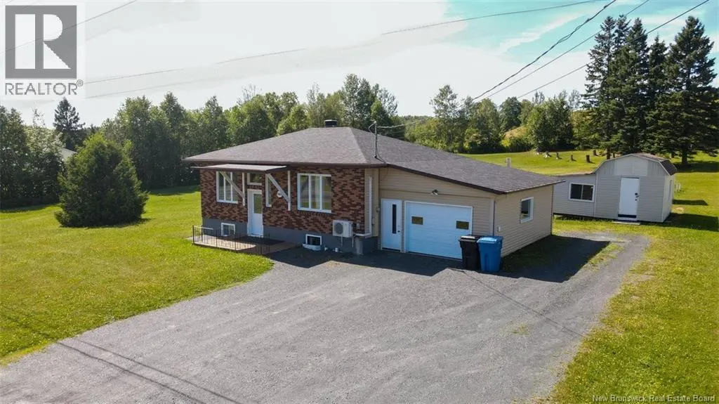 948 Du Pouvoir Road