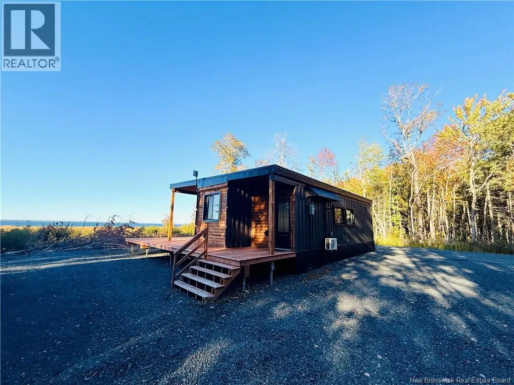 731 Pointe aux Carr Road