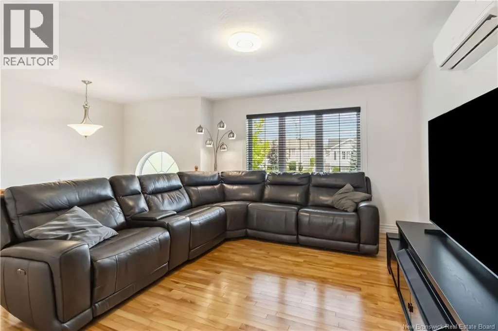 22 Falcon Drive
