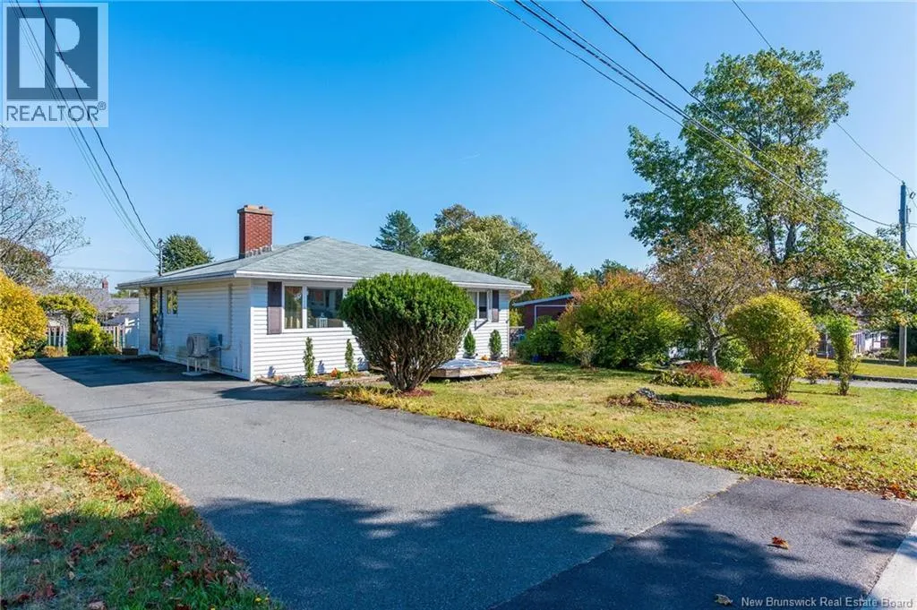 15 Muriel Avenue