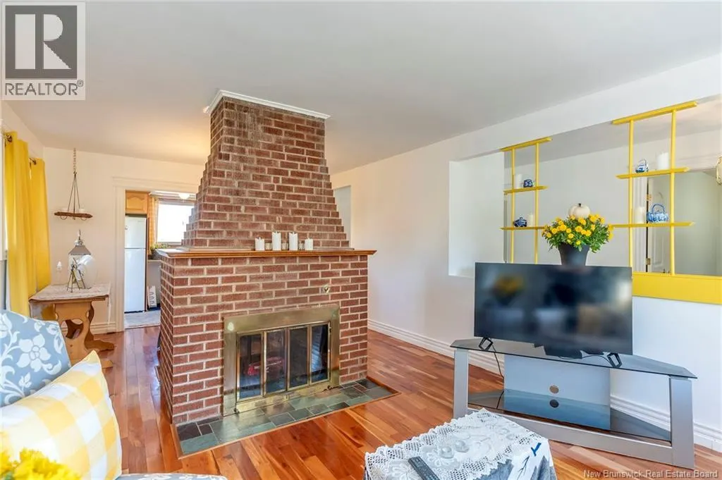 15 Muriel Avenue