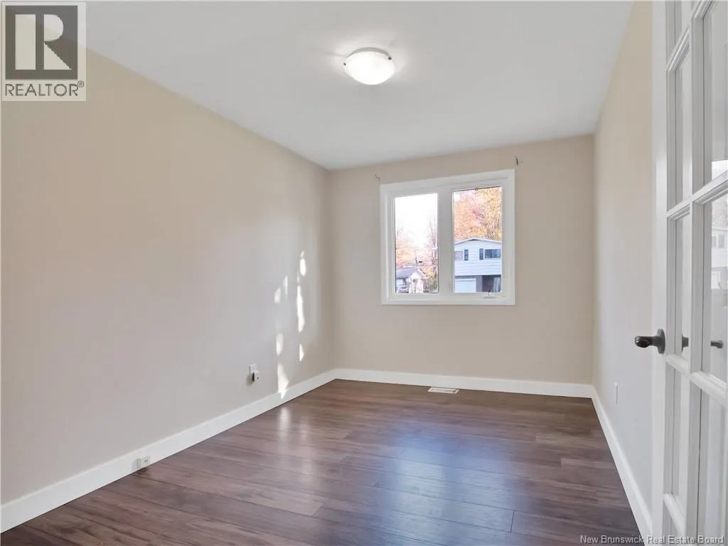 78 Chandler Crescent