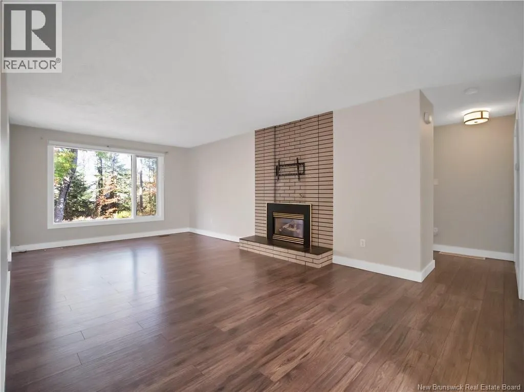 78 Chandler Crescent