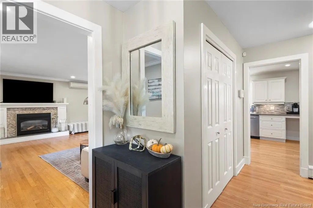 22 Woodfield Crescent