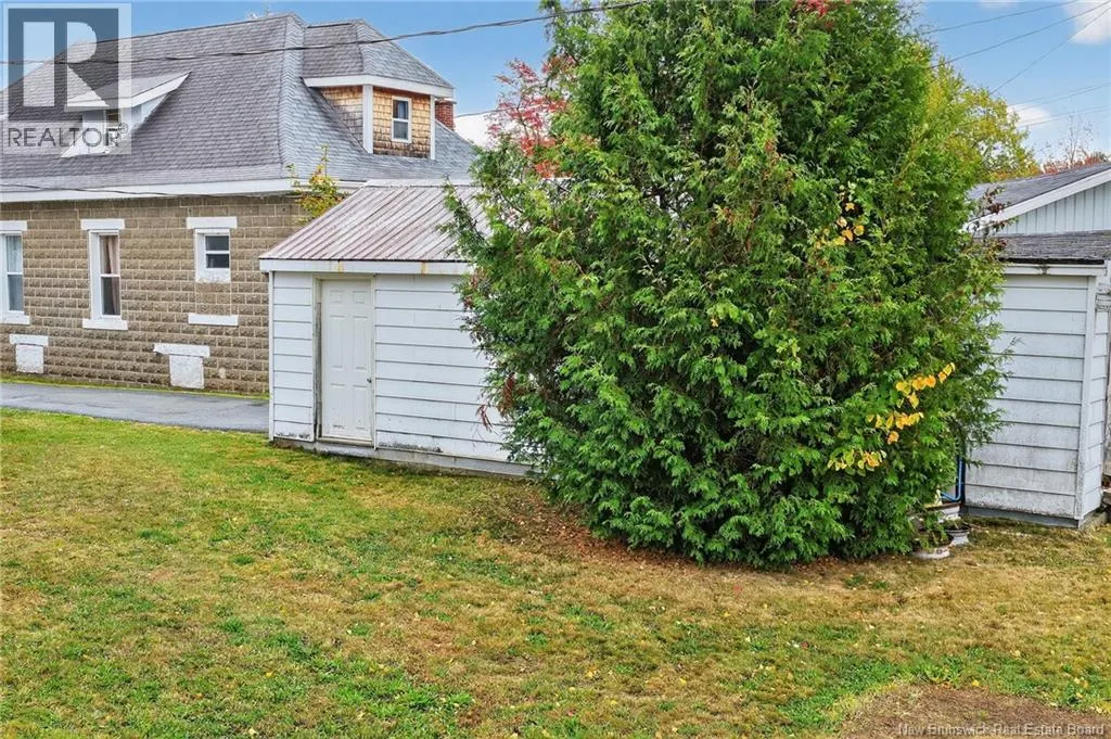 77 Carleton Street