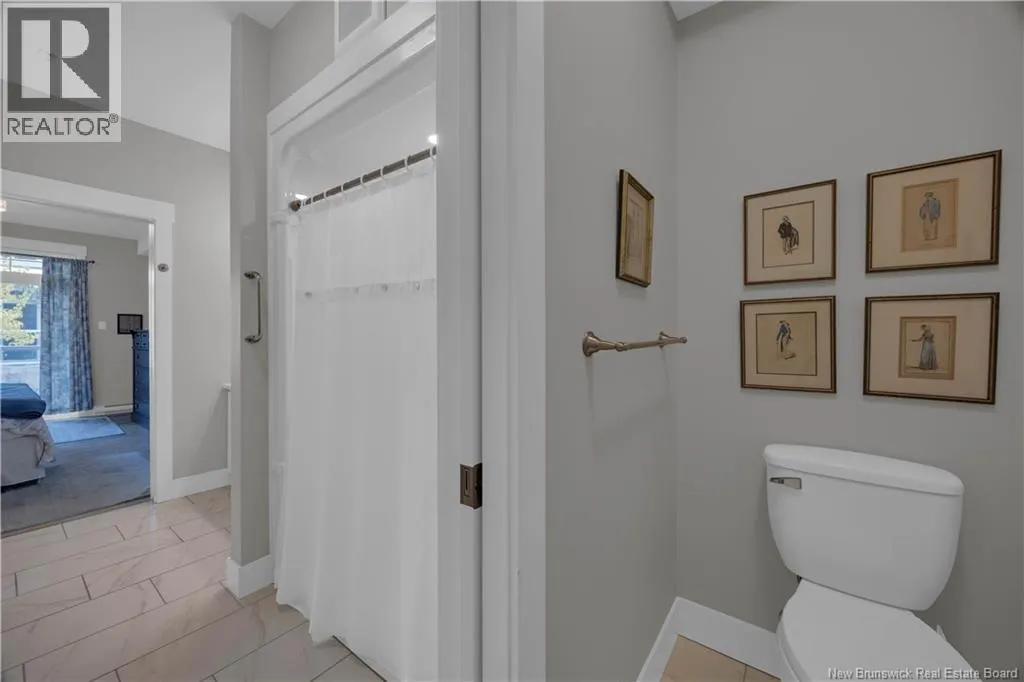 52 Hampton Road Unit# 102
