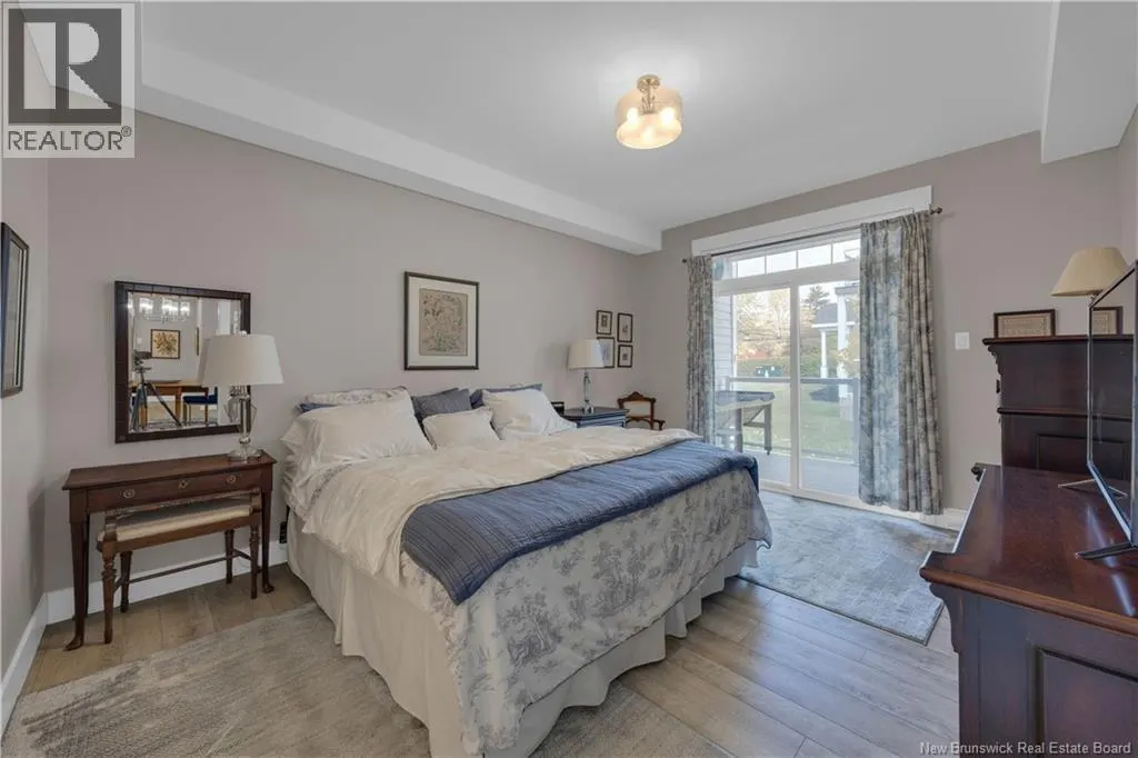 52 Hampton Road Unit# 102