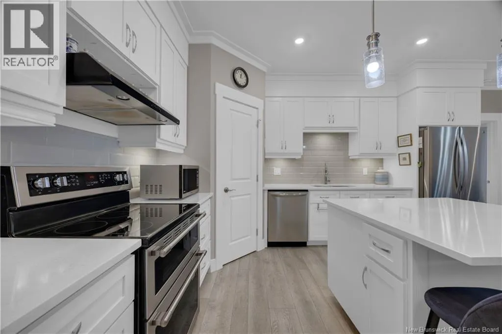 52 Hampton Road Unit# 102