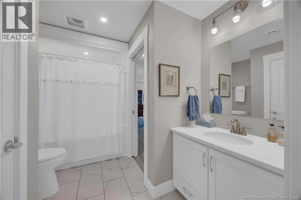 52 Hampton Road Unit# 102