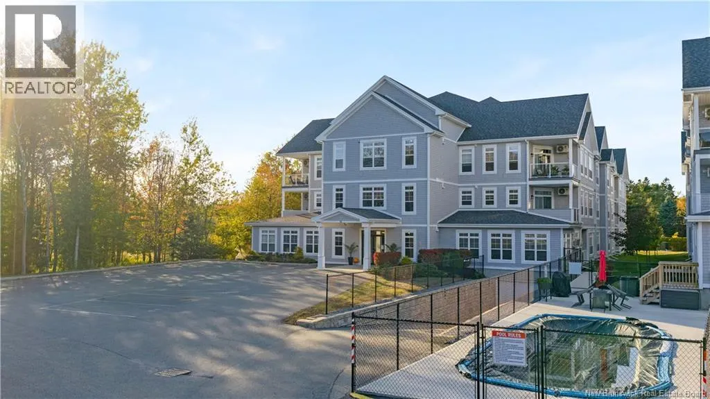 52 Hampton Road Unit# 102