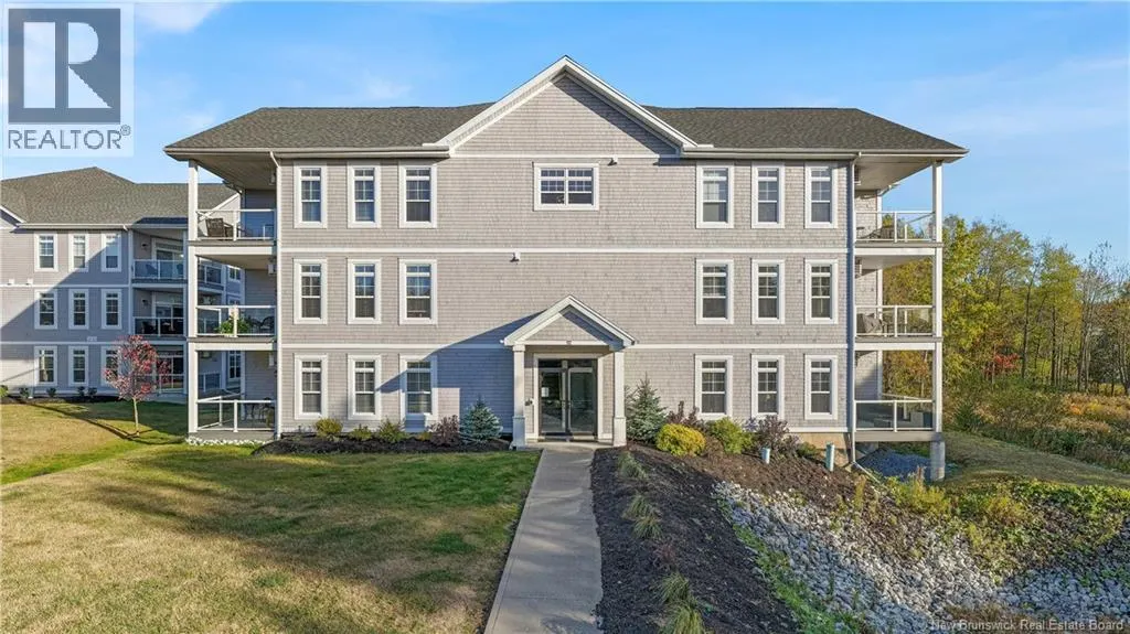 52 Hampton Road Unit# 102