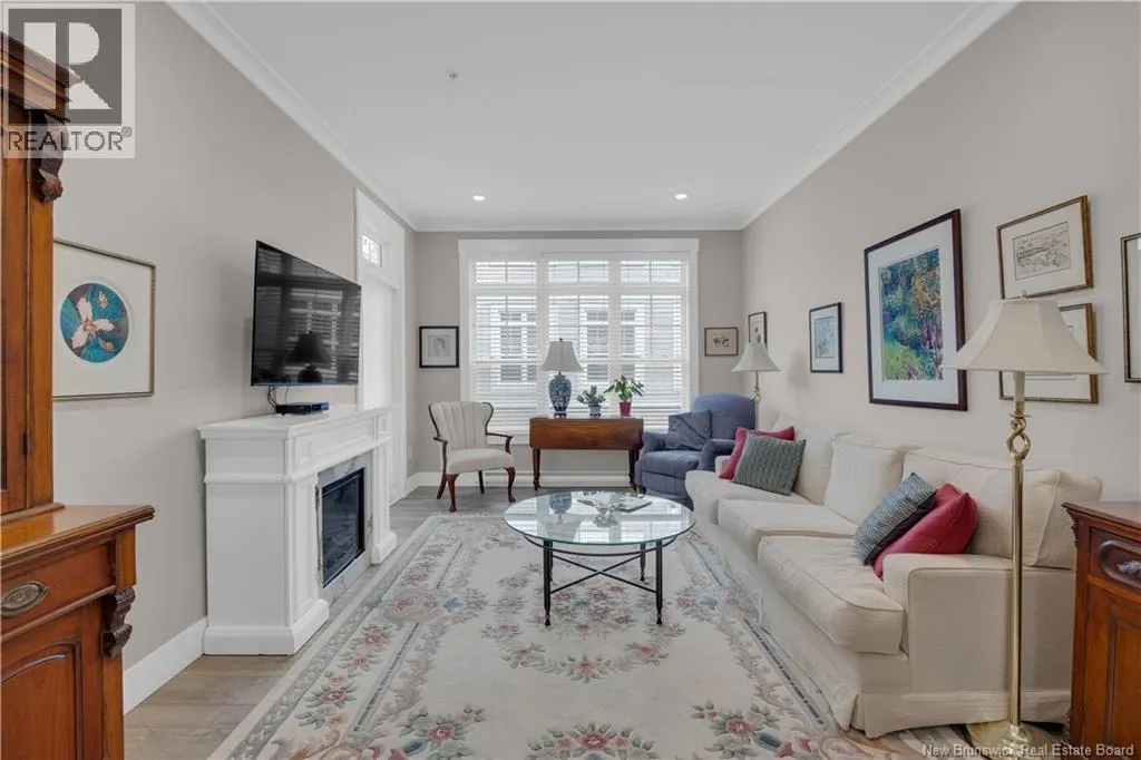 52 Hampton Road Unit# 102