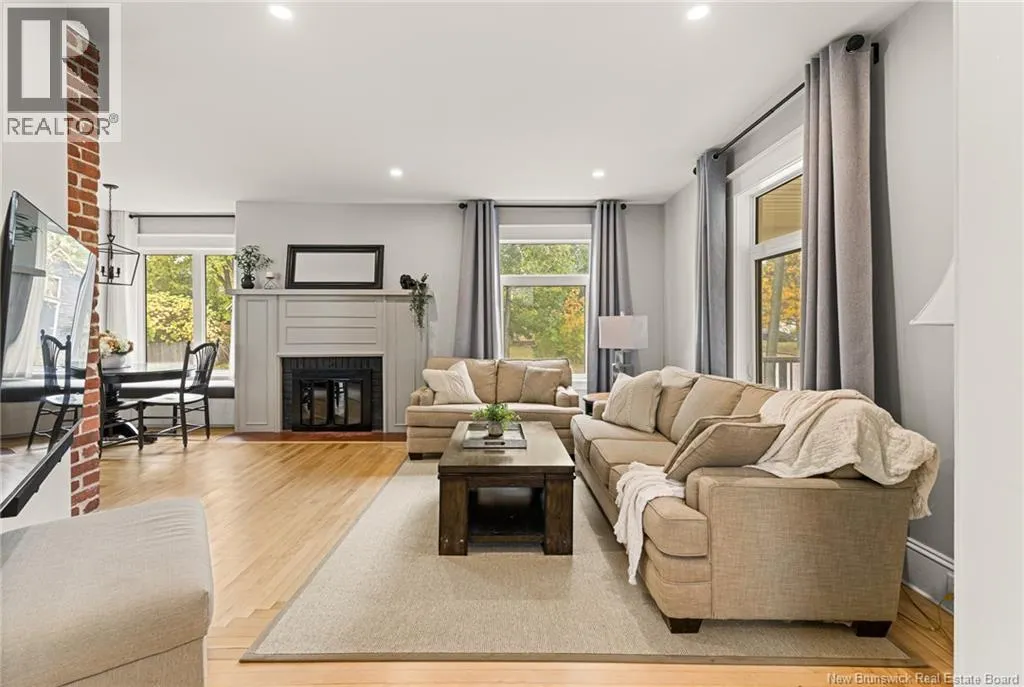 32 Garden Hill Avenue