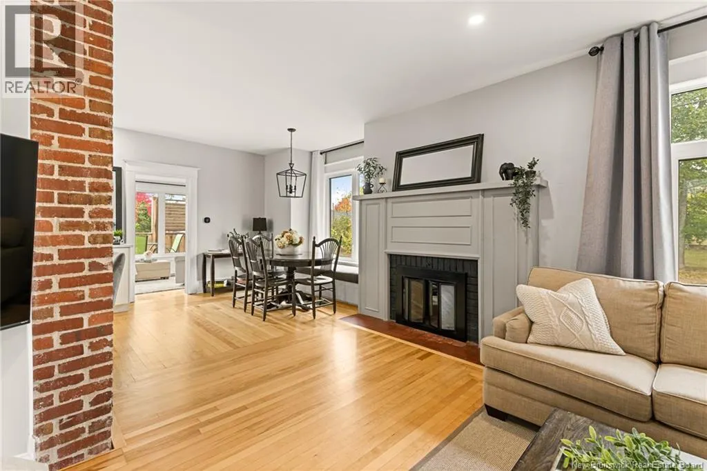 32 Garden Hill Avenue