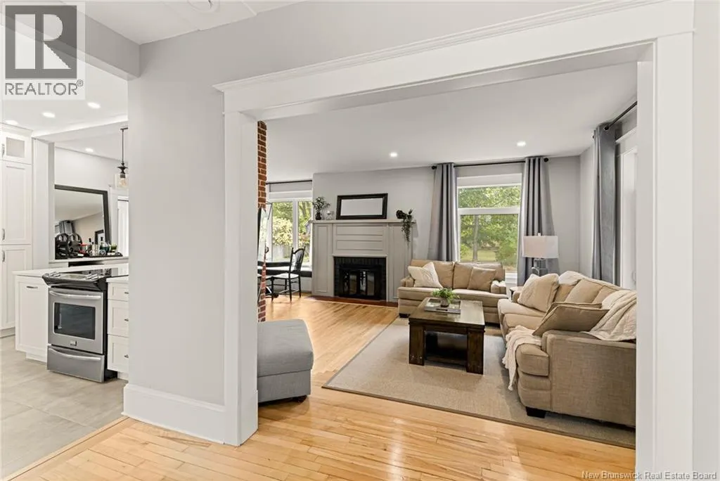 32 Garden Hill Avenue