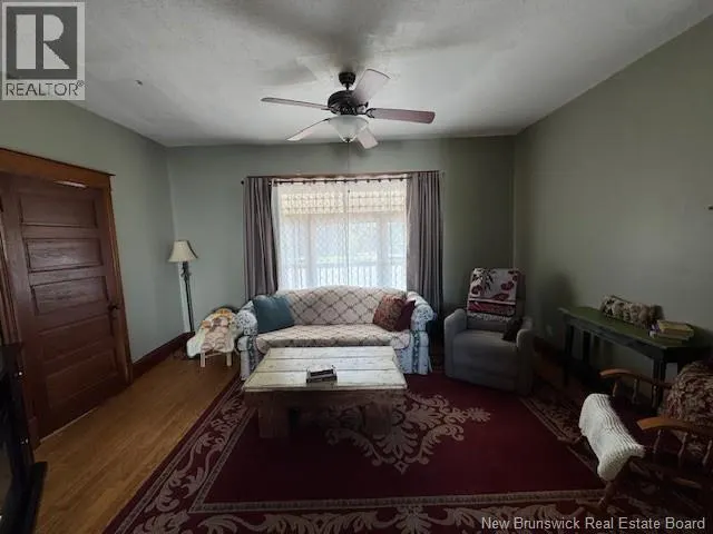 27 River Road