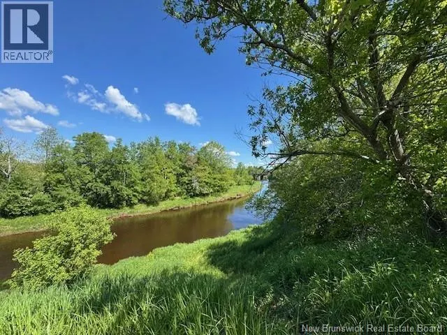 27 River Road
