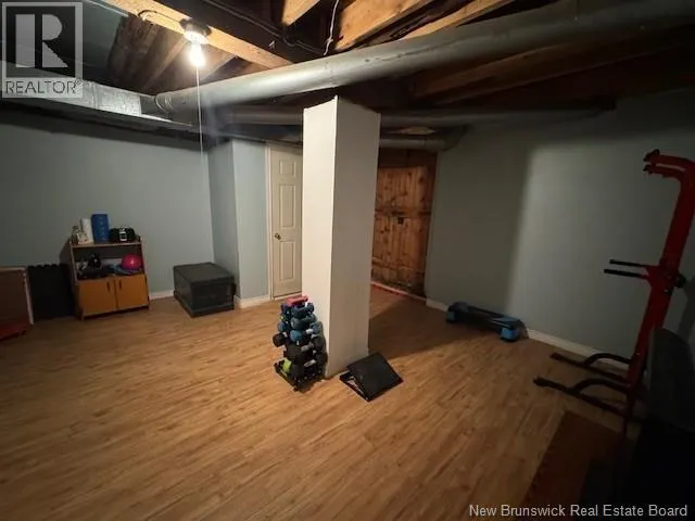 27 River Road