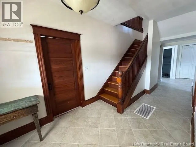 27 River Road