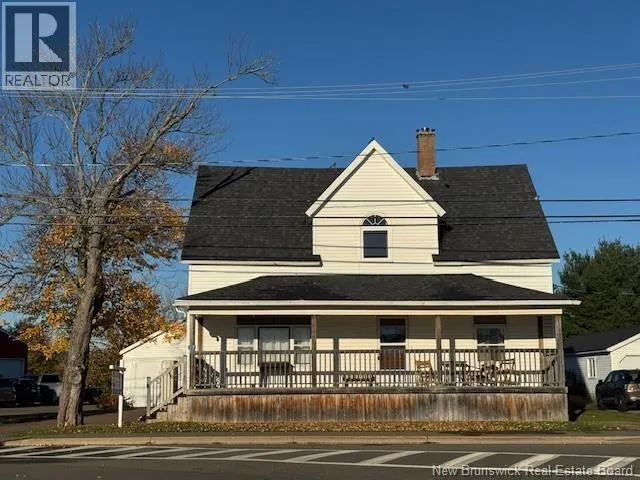27 River Road