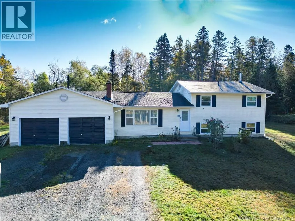 11 Hallett Heights ...