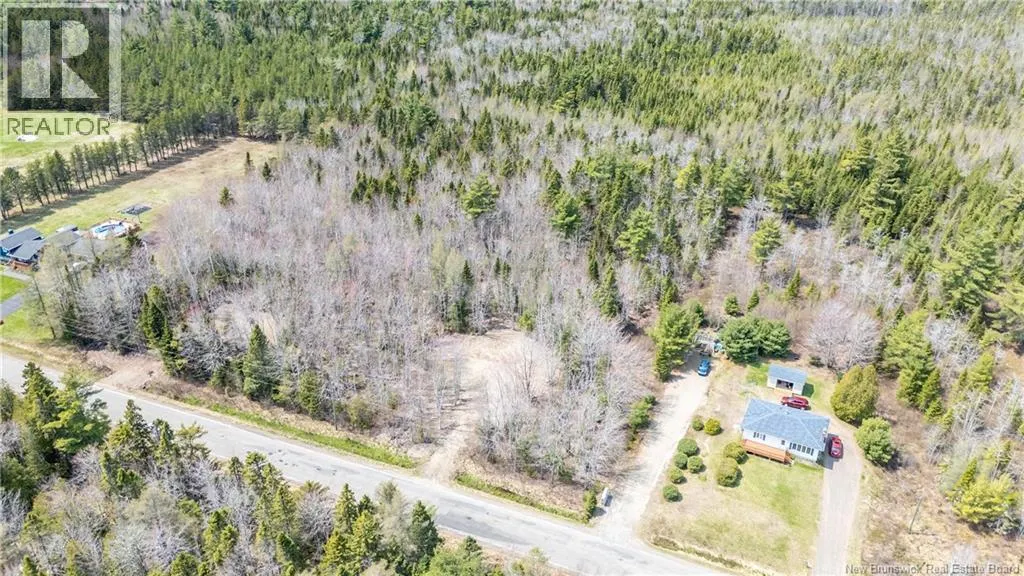 1387 Bells Mills Road