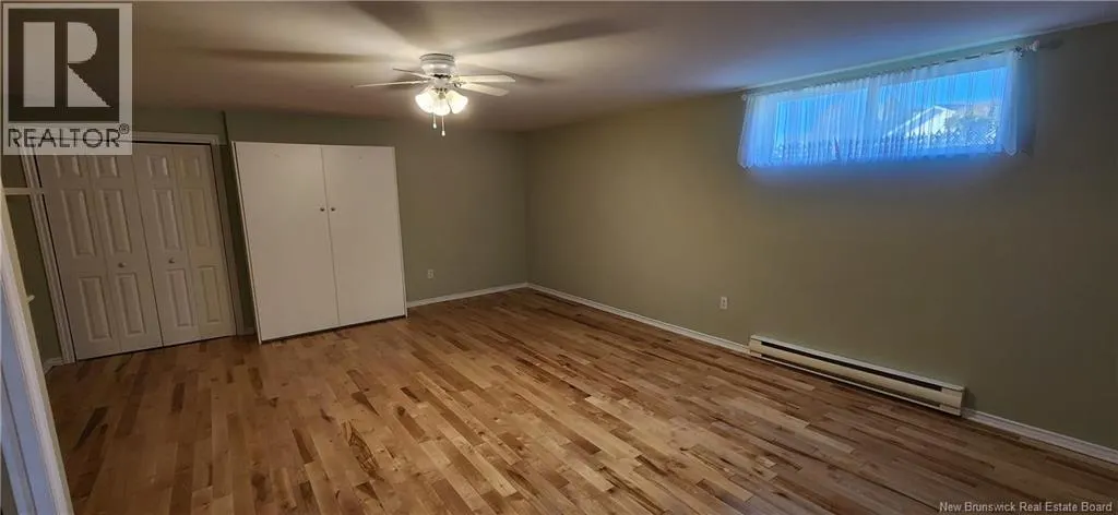 16 Abbie Place