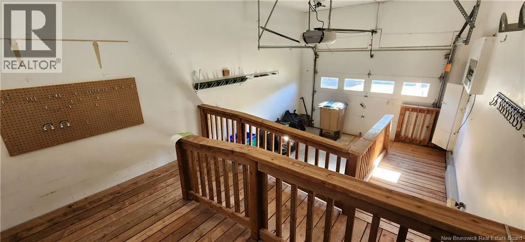 16 Abbie Place