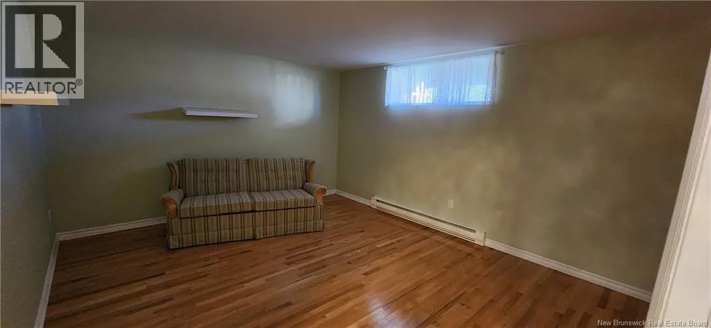 16 Abbie Place