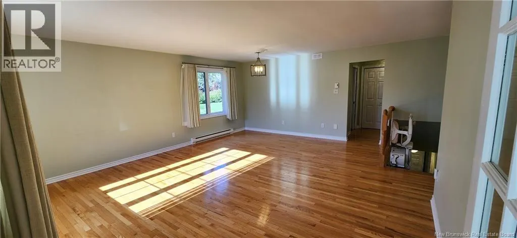 16 Abbie Place