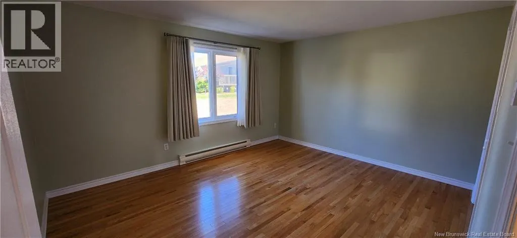 16 Abbie Place