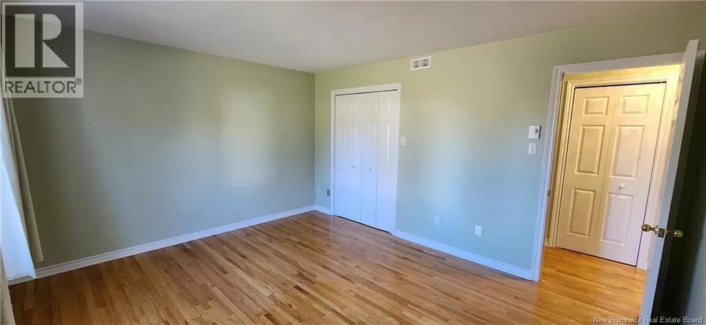 16 Abbie Place