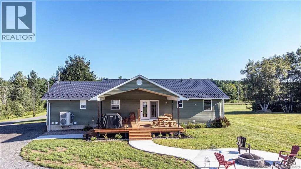 1319 Rte 104 Keswick
