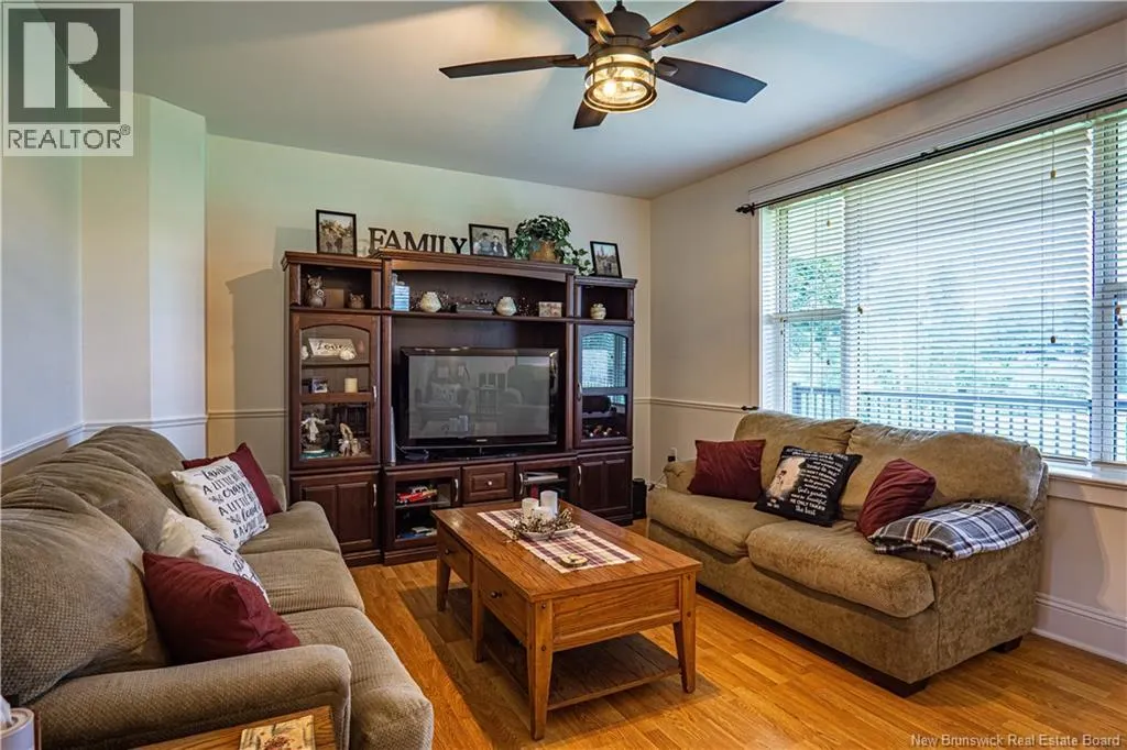 1319 Rte 104 Keswick