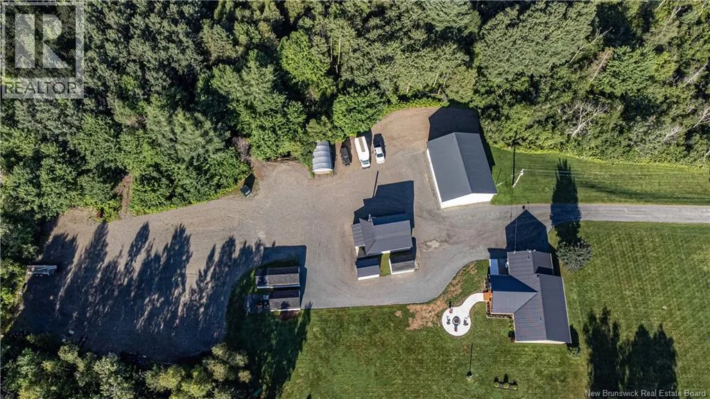 1319 Rte 104 Keswick