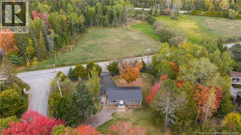 1 Woodridge Drive