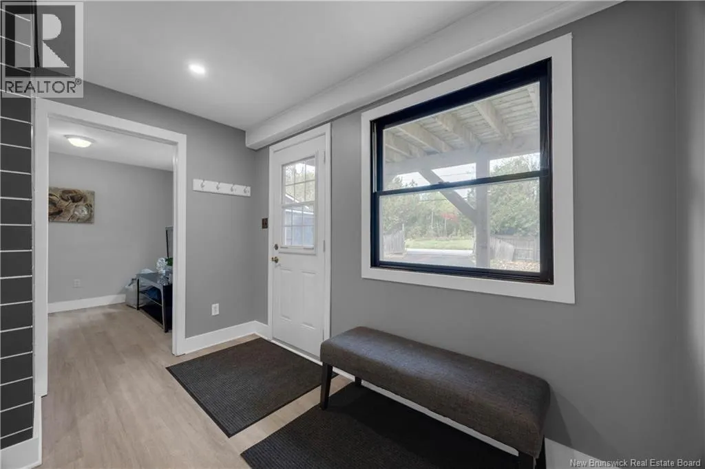 1 Woodridge Drive