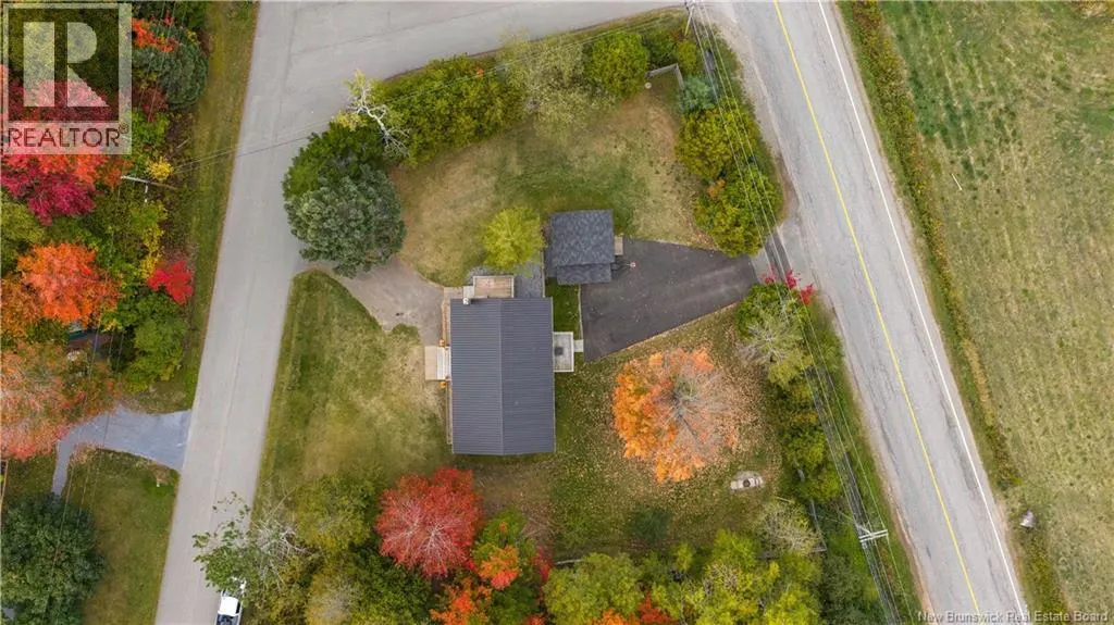1 Woodridge Drive