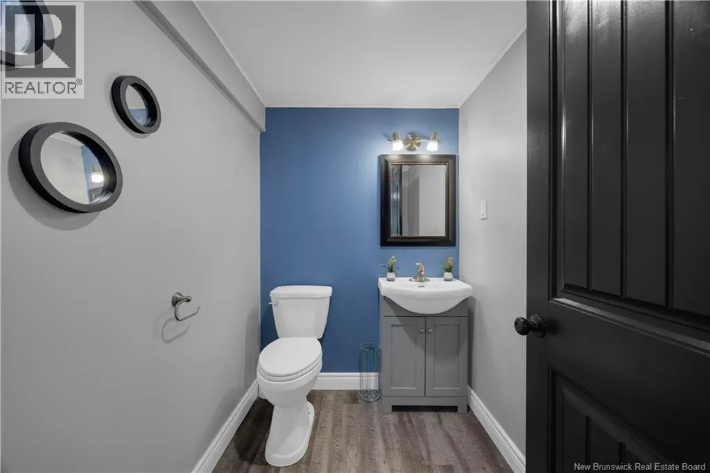 1 Woodridge Drive