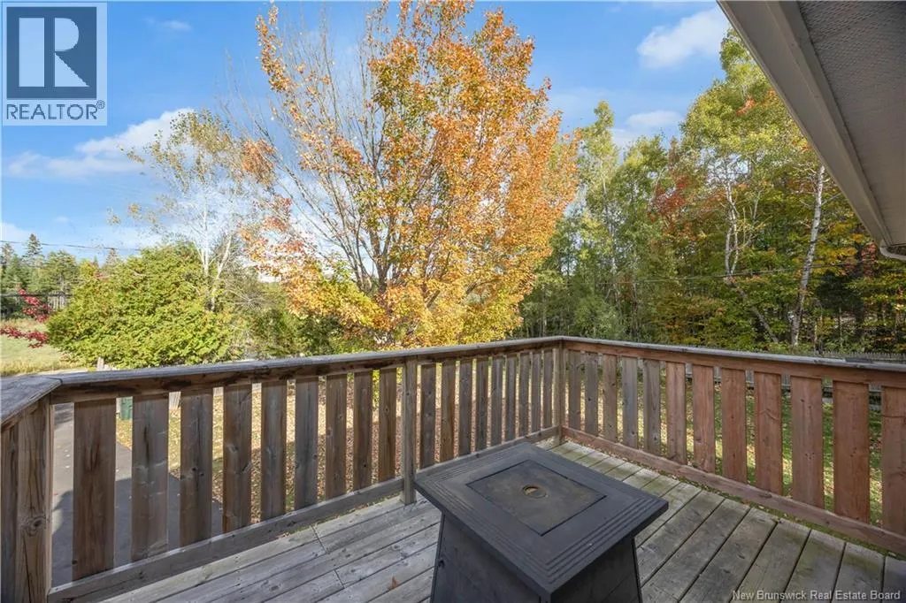 1 Woodridge Drive